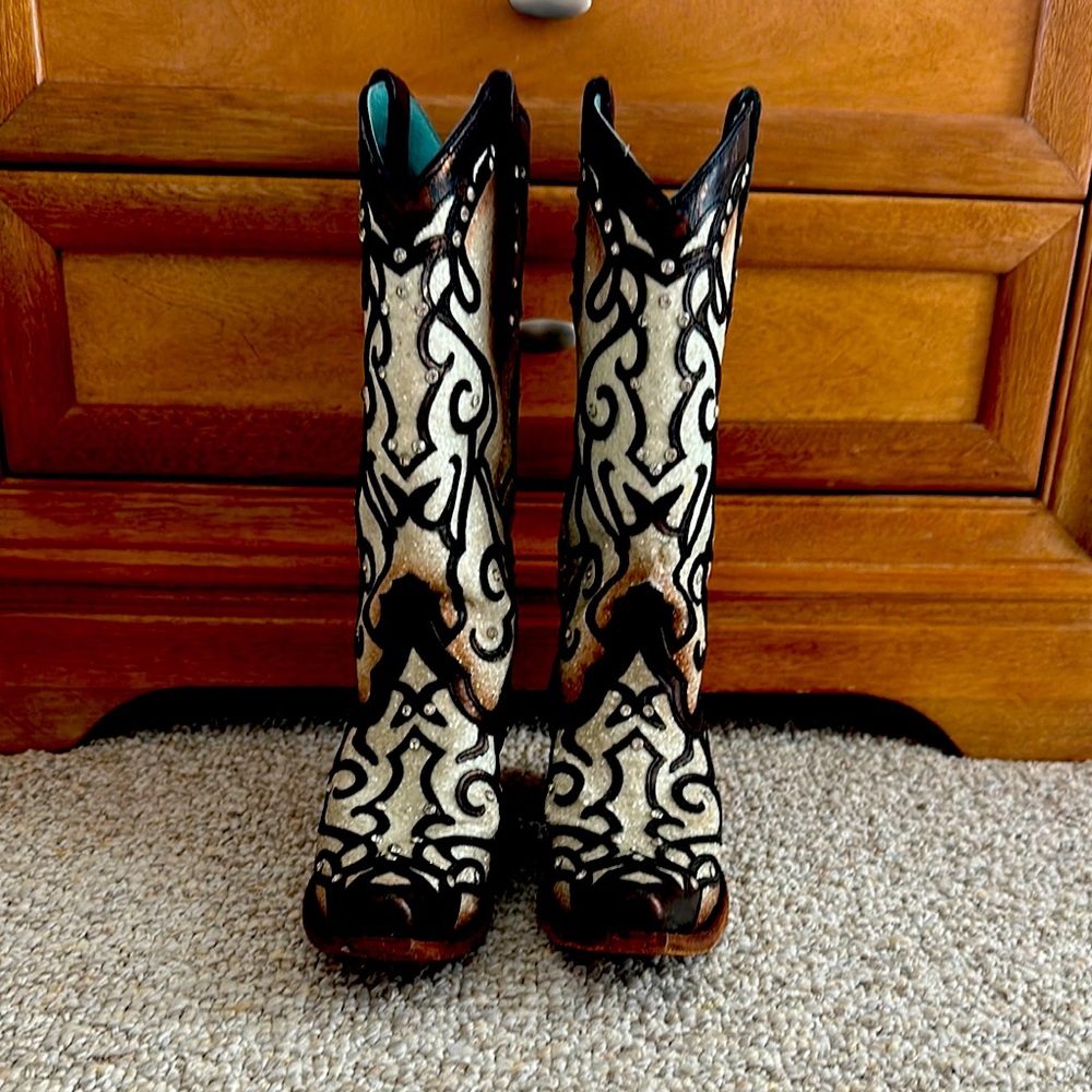 Corral Black and White Heeled Boots with Western Flair